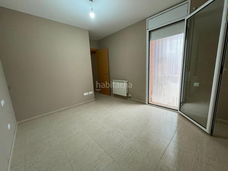 Foto e220880f-6e3b-4f57-ab5a-bdede96c2aa3. Pis amb calefacció a Calaf