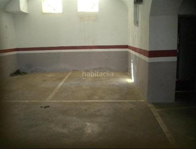 Foto 8d14a9e1-436a-46fe-96f4-7039f8eaac8b. Autoparkplatz in Piera