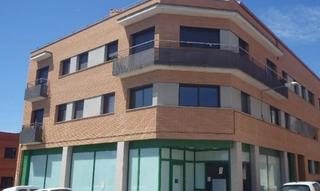 Car parking in Òdena. Plaça daparcament en venda a òdena  barri sant pere
