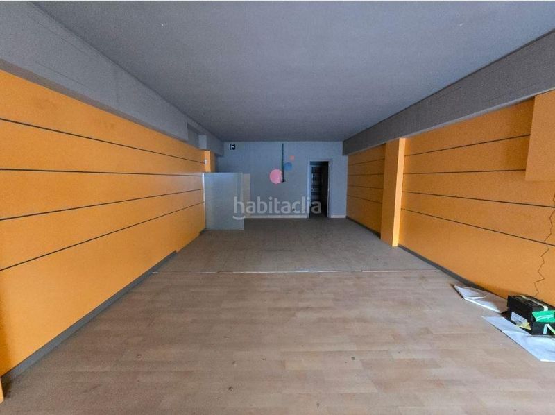 Foto 0a704f32-8295-421d-8f10-98c573d8bef1. Local comercial a Llevant Igualada