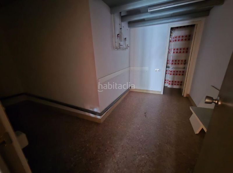 Foto 0bc6dcce-d94c-4fb5-ae7a-b97d85849aee. Local comercial a Llevant Igualada