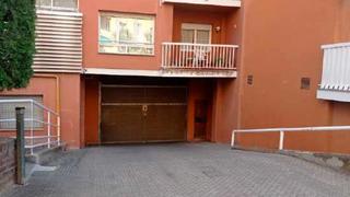 Rent Car parking in Poble Sec. Pàrquing de lloguer a igualada  poble sec  òdena