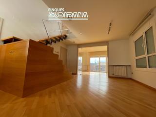 Duplex in Llevant. Excel.lent dúplex en venda a igualada  barri del sant crist