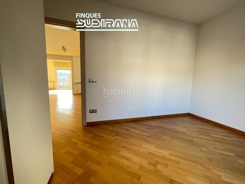 Foto cf150721-b763-4f69-ba2f-060f14acfbaa. Zweistöckige wohnung mit heizung parking in Llevant Igualada