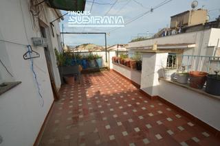 Maison à Santa Margarida de Montbui. Casa en venda a santa margarida de montbui