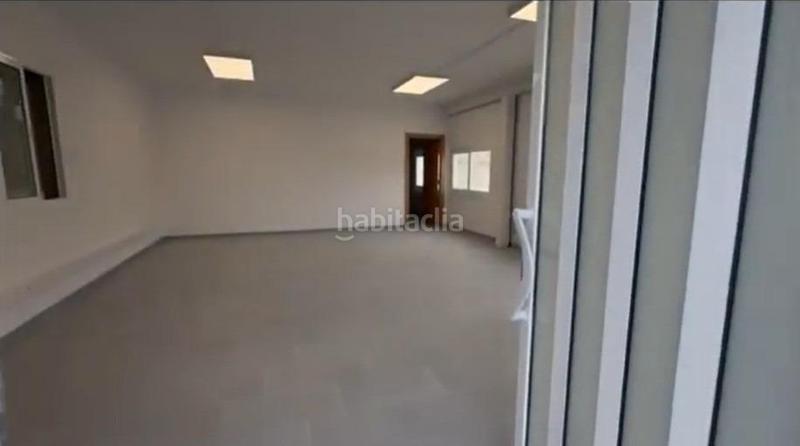 Foto 2c309ab5-fe77-495a-9794-433d1e67fe04. Rent industrial building in Polígon Industrial Igualada