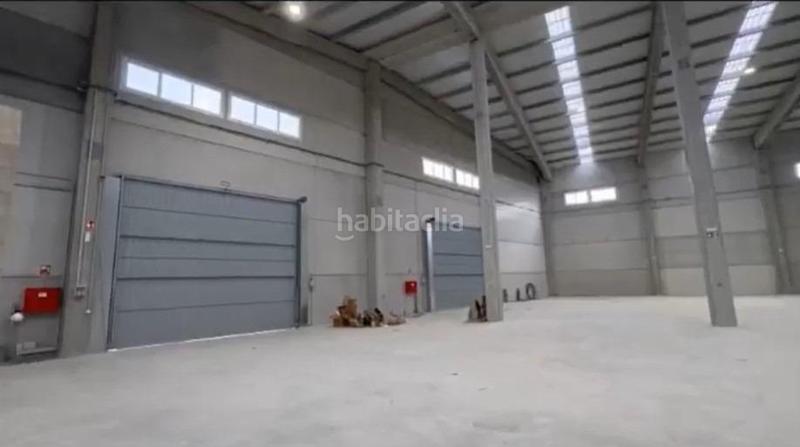 Foto bf7bedc1-c897-488c-bd1a-f7180e63a33f. Rent industrial building in Polígon Industrial Igualada