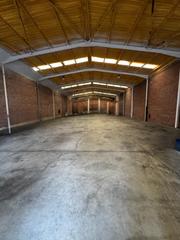 Rent Industrial building in Polígon Industrial. Nau industrial de lloguer al polígon industrial les comes digual