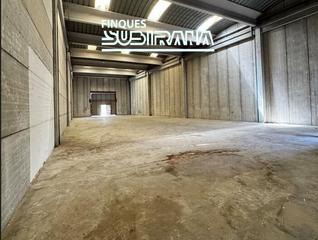 Nau industrial a Santa Maria de Miralles. Nau en venda al polígon plans darau  la pobla de claramunt igual