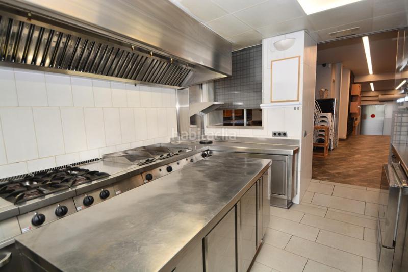 Foto 0a85aa59-9814-4d6a-bc11-1cd6114369cf. Local comercial  en venda o lloguer, equipat ideal per restaurant al Centre d en Igualada