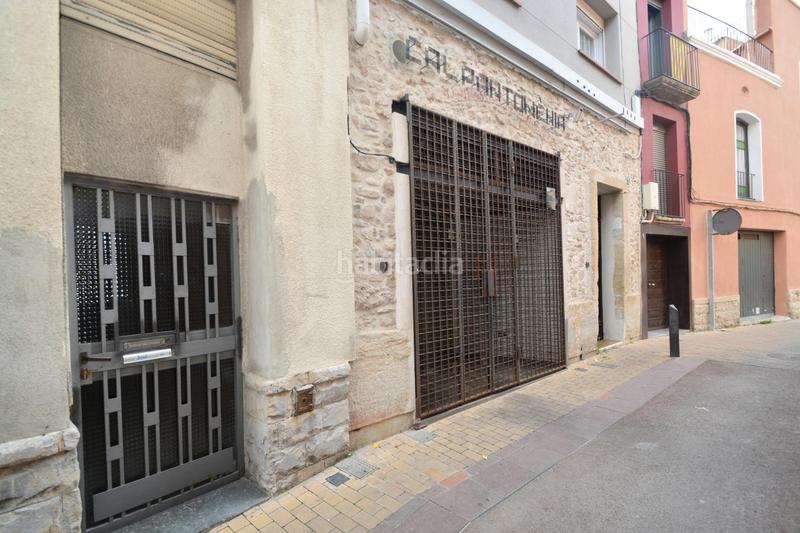 Foto dd31f1bd-9f40-47d0-8db3-17f1f2bebcba. Local comercial  en venda o lloguer, equipat ideal per restaurant al Centre d en Igualada