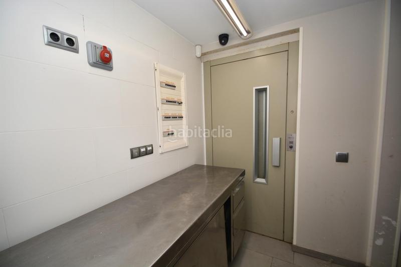 Foto 46e24495-a79e-4b32-8280-40ed8564ac5b. Lloguer local comercial a Centre Igualada