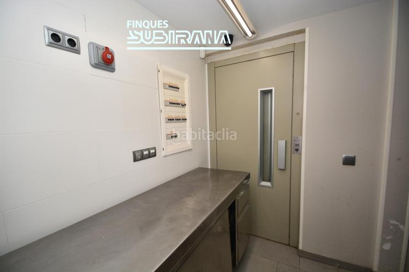 Foto 5ab97d82-a740-47f3-992b-13548c724294. Rent business premise in Centre Igualada