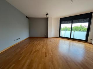 Etagenwohnung in Llevant. Excel.lent dúplex en venda a igualada  estació