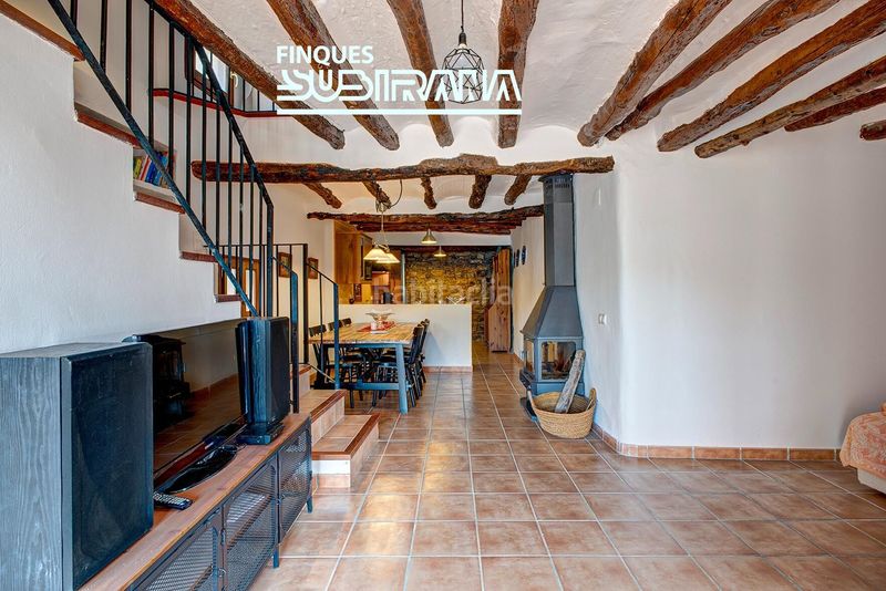 Foto f4fb35ed-5806-4e46-b054-7cff9cc95e36. Casa amb calefacció a Guimerà