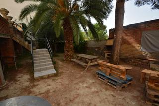 Casa a Santa Margarida de Montbui. Casa en venda a santa margarida de montbui  2 habitatges a una s