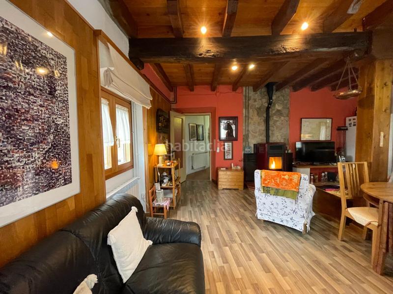 Foto a372f857-65e1-49e4-8ce6-1c2803817a54. Casa  en venda a segura en Savallà del Comtat