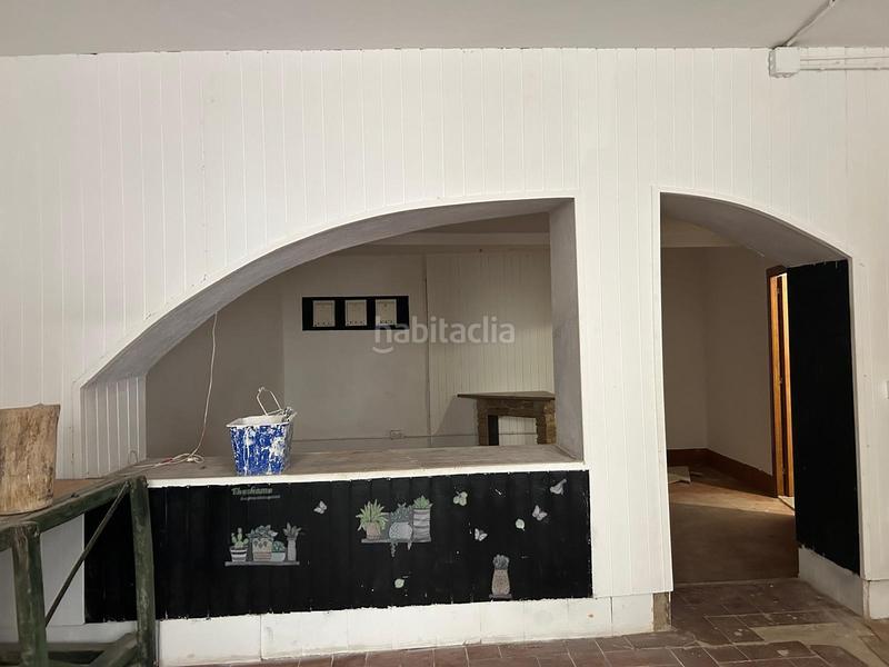 Foto 356624fe-5b6a-4c3d-a18f-5b27bef03395. Alquiler local comercial local en venda o lloguer al Centre d en Igualada