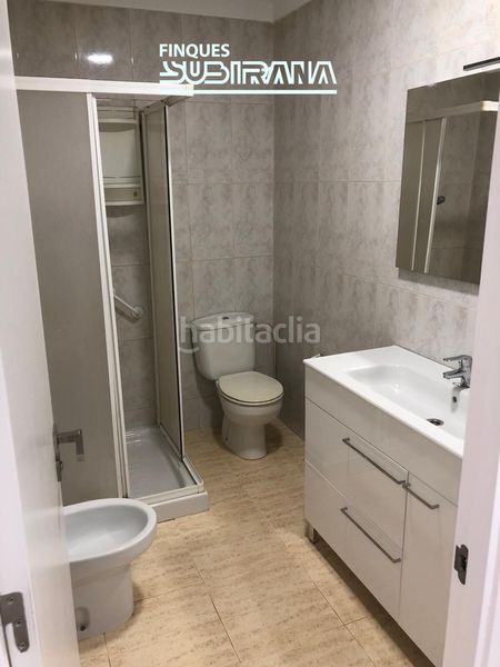 Foto 5ae2abb5-8065-48ca-a009-91d0b1c35c6a. Planta baixa a Poble Sec Igualada