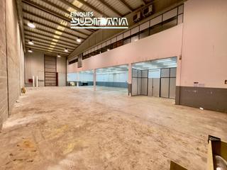 Miete Fabrikhalle in Llevant. Nau industrial de lloguer a igualada  zona rec  barri sant crist