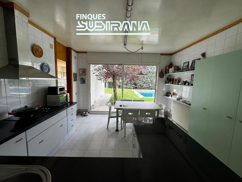 Foto 5e4bdac0-e430-4cab-8ca5-ac6e1c5063ee. Chalet con riscaldamento parcheggio piscina in Sesoliveres-Pla de la Massa Igualada