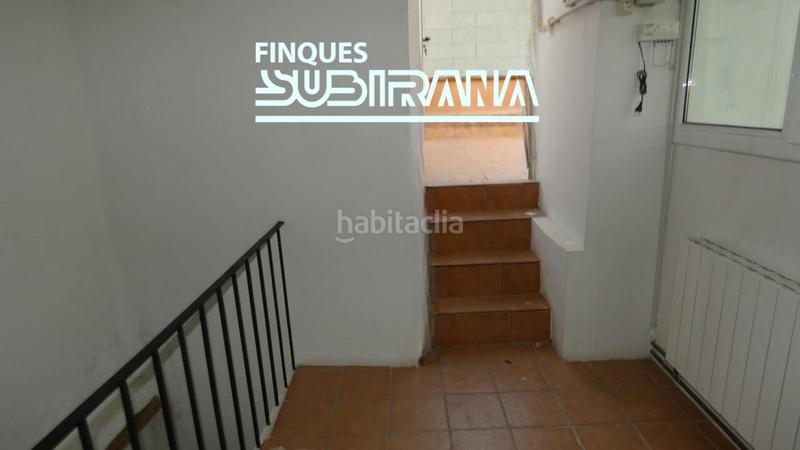 Foto 5c67c866-cbc5-47c5-8eab-487108e6b5d6. Alquiler casa  amb local comercial cafeteriarestaurant de lloguer al Centre d ajuntament en Igualada