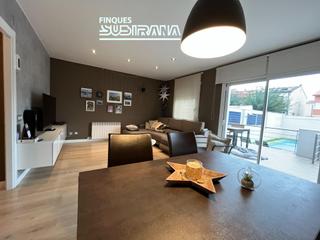 Casa in Les Comes. Excel.lent casa en venda a igualada  les comes