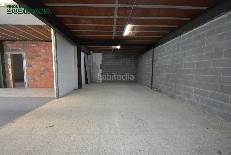 Foto 69b103f5-b7d0-4854-84dd-19f0878a422e. Capannone industriale in Òdena