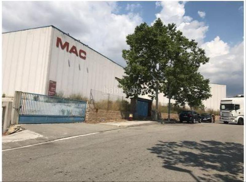 Foto ee6bb9a8-178c-4775-8c57-2859509a8ef4. Capannone industriale in Polígon Industrial Igualada