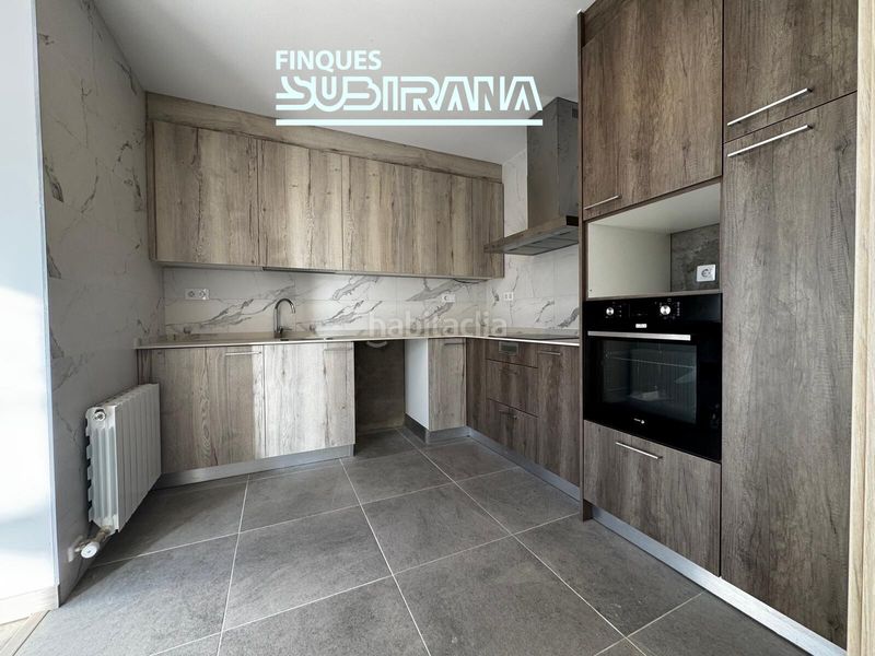 Foto bd310f43-2e71-4730-a5fd-3e0433f54174. Pis amb calefacció aparcament a Llevant Igualada