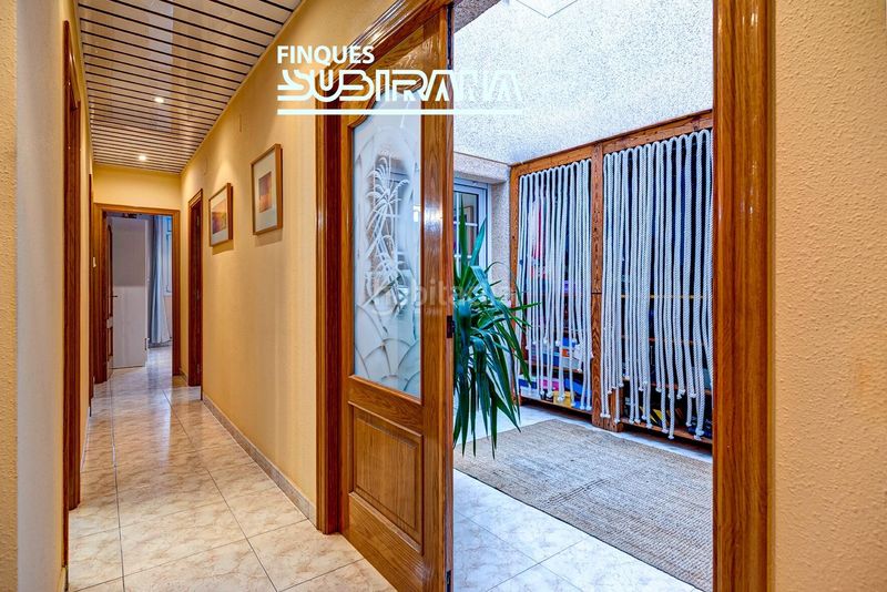 Foto 85e94d9e-04c6-40e4-92d2-54bdd4c013ba. Casa amb aparcament a Vilanova del Camí