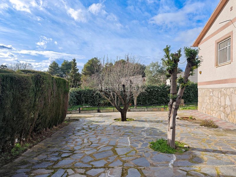 Foto b5165d36-26fd-494d-9015-40809672af8b. Casa amb calefacció aparcament piscina a Piera
