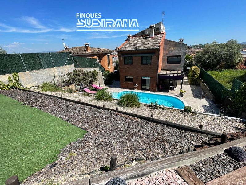 Foto dffd338e-2200-42b4-a118-cbc9391e4a00. Casa amb calefacció aparcament piscina a Masquefa