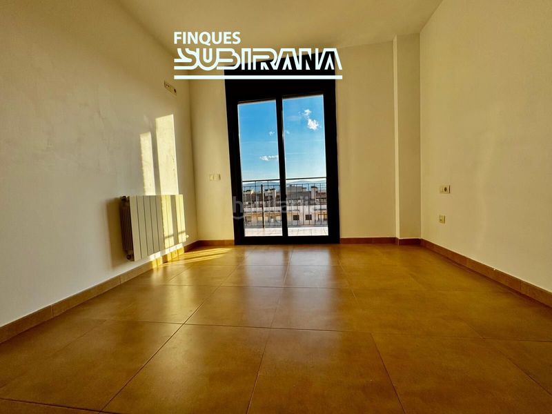 Foto 44f8ba31-ba0b-4400-83bd-0dbefa62a985. Dúplex amb calefacció a Llevant Igualada