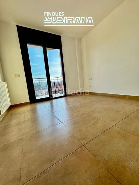 Foto 45919520-f832-4b46-ae32-c1800a11c724. Dúplex amb calefacció a Llevant Igualada