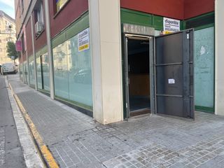 Miete Geschäftsraum in Santa Margarida de Montbui. Local comercial en lloguer en ubicació privilegiada a santa marg
