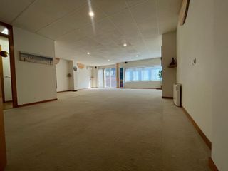 Miete Geschäftsraum in Poble Sec. Local en lloguer a igualada  poble sec