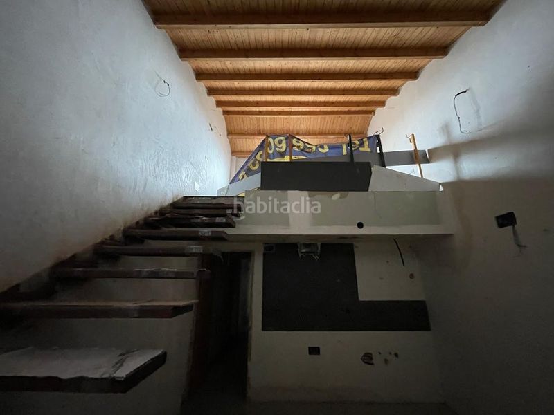 Foto db9ebf16-f66e-4b62-b6d1-c014ed05d76a. Edificio edifici en construcció a en Santa Margarida de Montbui