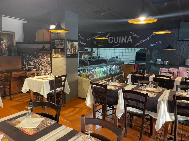 Foto b41d7c5e-9f50-477b-bc05-6c25a3f1ca7a. Local comercial a Poble Sec Igualada