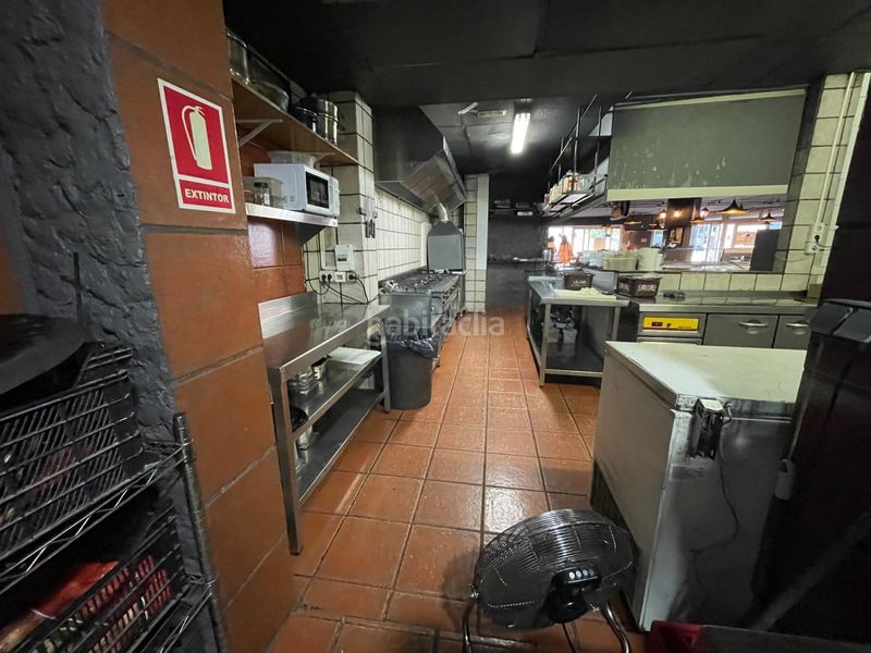 Foto ef014394-9d6a-436a-b38c-a32646f14a80. Local comercial a Poble Sec Igualada