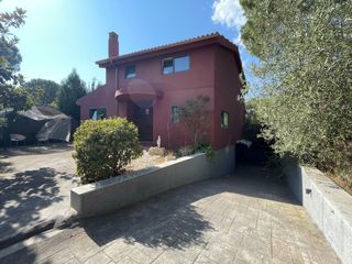 House in Collbató. Exclusiva casa unifamiliar amb piscina privada a can dalmases co