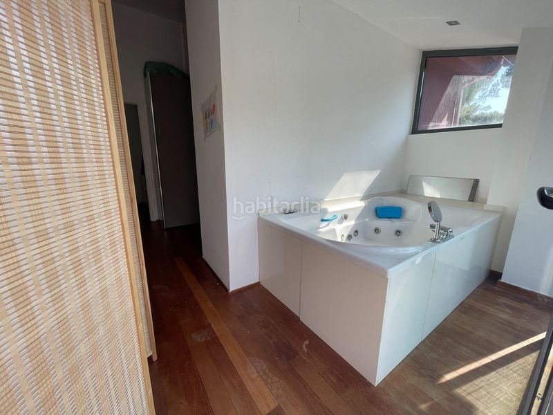 Foto d59424d0-d2bc-4d3b-8397-99a726f6685f. Casa amb calefacció piscina a Collbató