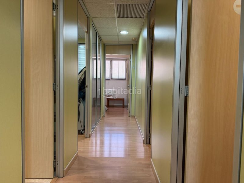 Foto c57531c1-4dfe-4cd3-b8b5-50c68c6ae68b. Local comercial  a en Poble Sec Igualada