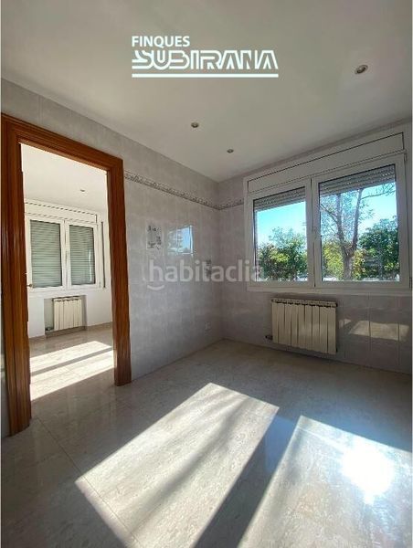 Foto 5d9edb26-fe03-449d-a049-2d32ec047685. Casa amb calefacció aparcament a Les Comes Igualada