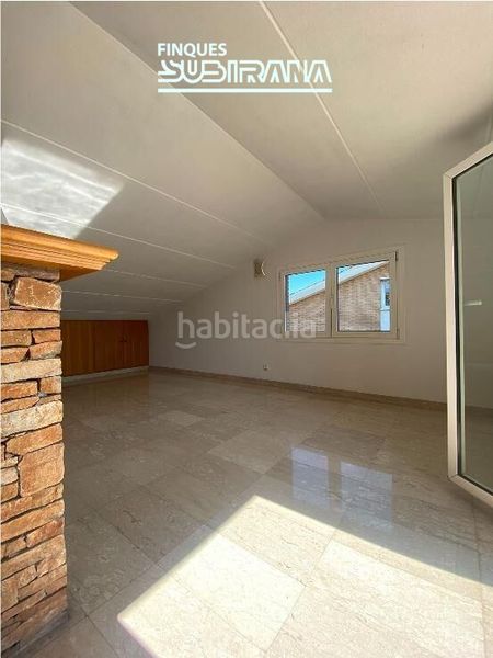 Foto 5e435c94-a60f-449d-b343-6e178b6c4990. Casa amb calefacció aparcament a Les Comes Igualada
