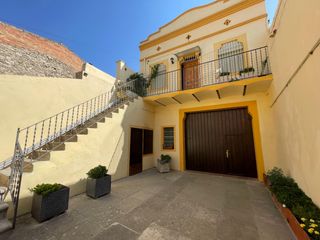 Casa in Calaf. Magnífica casa amb encant a calaf, gran pati i totalment equipad