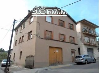 Casa in Pobla de Claramunt (La). Immoble a reformar a la pobla de claramunt a prop digualada