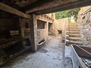 Maison à Tàrrega. Oportunitat al centre de tàrrega casa per reformar amb terrassa,
