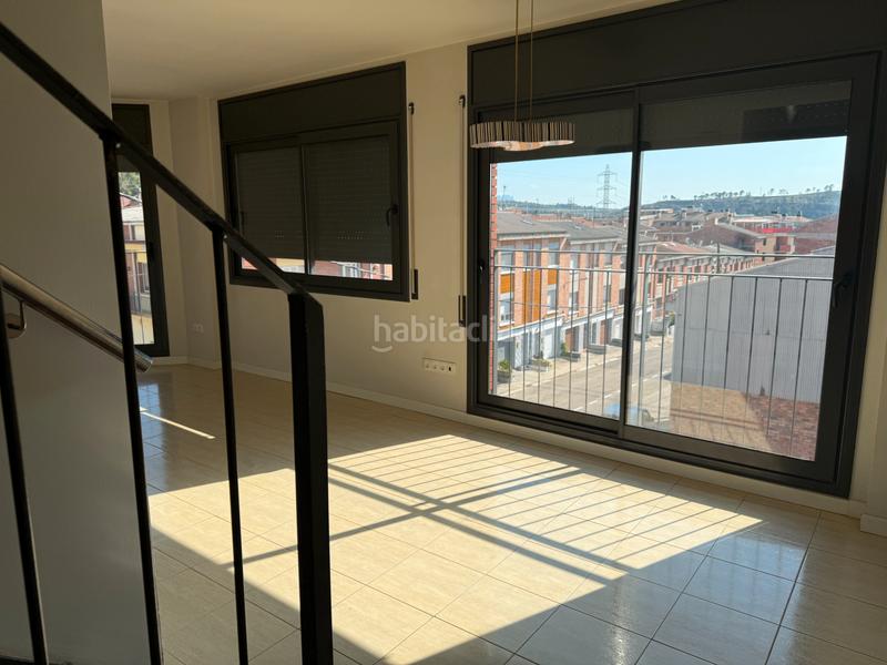Foto 81607d02-ba55-4e67-b040-6025fb4ea8e3. Piso vistas de ensueño y luz natural en este espectacular dúplex en Navarcles