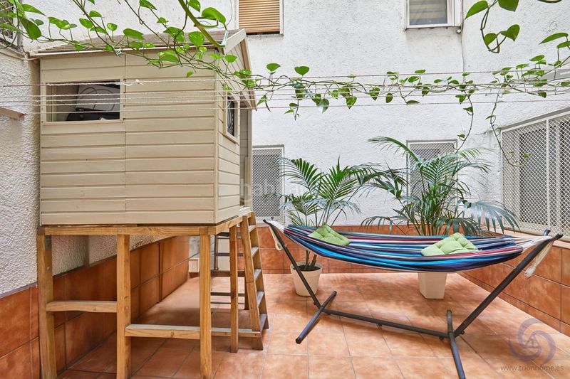 Foto 7e95ea4f-2d03-4da3-b3e5-5a2a279e98cd. Pis a Poblenou Barcelona